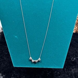 Chic Silver 🩶🩶🩶🩶 Heart Necklace